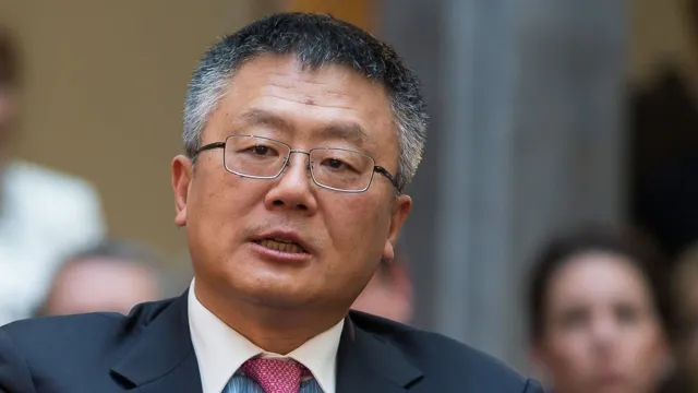 Huang_Jing2.jpg