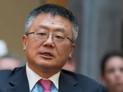 Huang_Jing2.jpg
