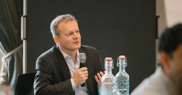 Bogi Eliasen_Sciana Foto
