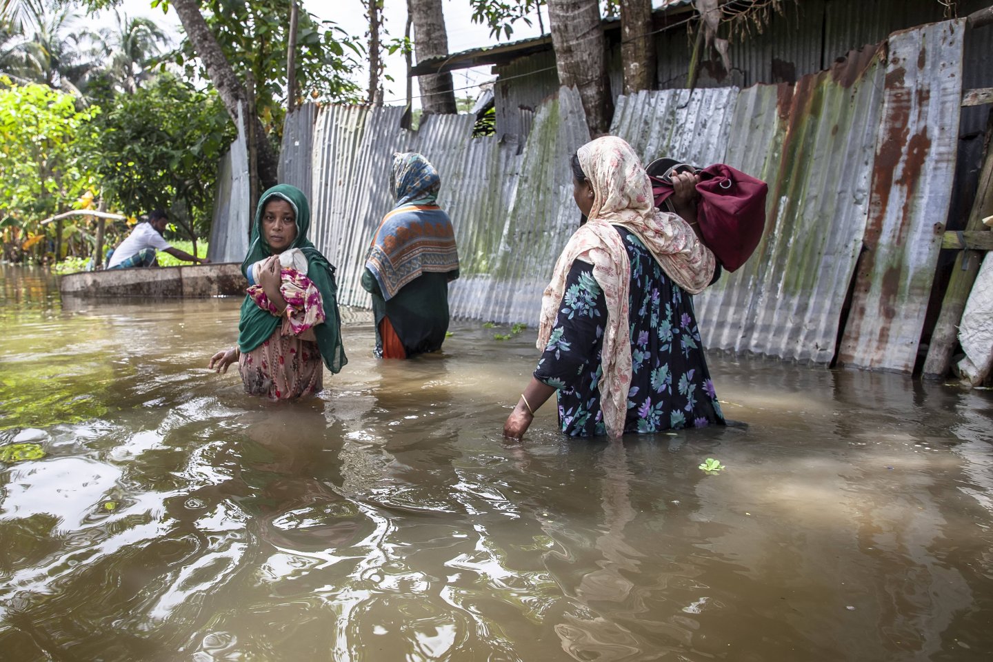 Women in Flood Bangladesh